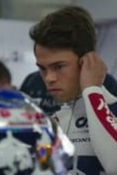 Nonton Film Formula 1: Drive to Survive Season 6 Episode 2 Terbaru